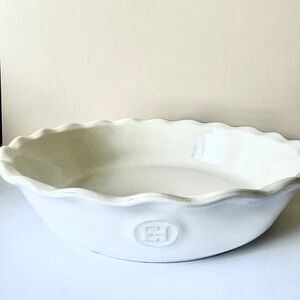 Emile Henry Modern Classics 9” Pie Dish